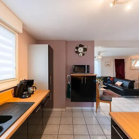 Charly's House - Parking Et Terrasse * Houssen